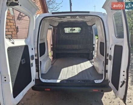 Білий Ніссан NV200, об'ємом двигуна 1.5 л та пробігом 178 тис. км за 7800 $, фото 3 на Automoto.ua
