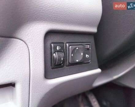 Білий Ніссан NV200, об'ємом двигуна 1.46 л та пробігом 245 тис. км за 6000 $, фото 18 на Automoto.ua