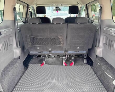 Белый Ниссан NV200, объемом двигателя 1.5 л и пробегом 210 тыс. км за 13000 $, фото 13 на Automoto.ua