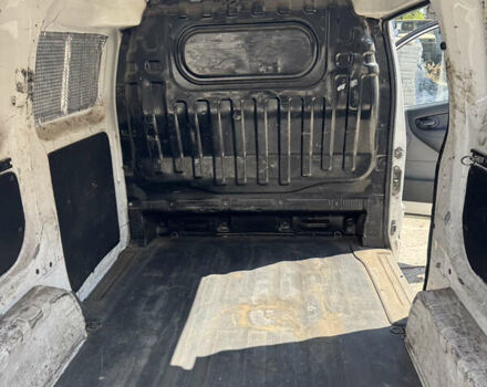 Белый Ниссан NV200, объемом двигателя 1.5 л и пробегом 295 тыс. км за 6800 $, фото 15 на Automoto.ua