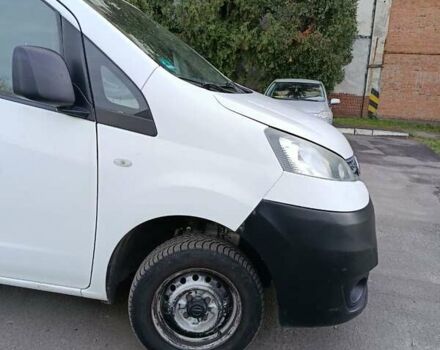 Білий Ніссан NV200, об'ємом двигуна 1.46 л та пробігом 217 тис. км за 8000 $, фото 13 на Automoto.ua