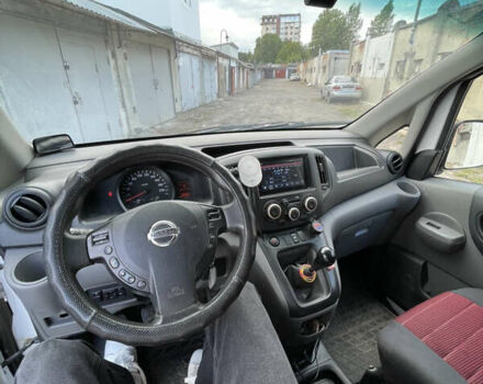 Белый Ниссан NV200, объемом двигателя 1.5 л и пробегом 126 тыс. км за 8500 $, фото 13 на Automoto.ua