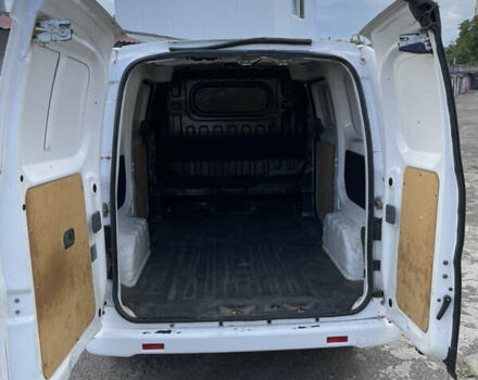 Белый Ниссан NV200, объемом двигателя 1.5 л и пробегом 126 тыс. км за 8500 $, фото 18 на Automoto.ua