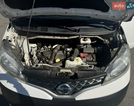 Белый Ниссан NV200, объемом двигателя 1.46 л и пробегом 146 тыс. км за 9900 $, фото 7 на Automoto.ua