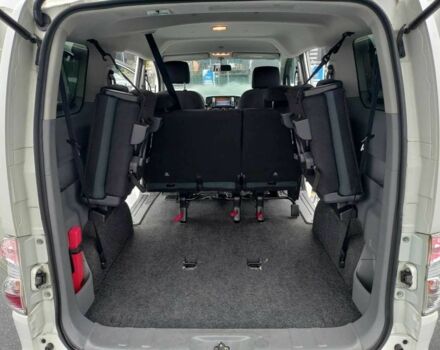 Белый Ниссан NV200, объемом двигателя 0 л и пробегом 132 тыс. км за 13500 $, фото 16 на Automoto.ua