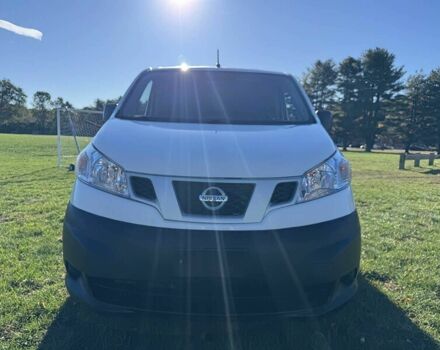 Білий Ніссан NV200, об'ємом двигуна 2 л та пробігом 31 тис. км за 1200 $, фото 1 на Automoto.ua