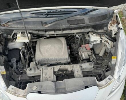 Белый Ниссан NV200, объемом двигателя 0 л и пробегом 204 тыс. км за 5900 $, фото 18 на Automoto.ua