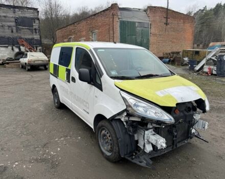 Білий Ніссан NV200, об'ємом двигуна 0 л та пробігом 122 тис. км за 8950 $, фото 4 на Automoto.ua