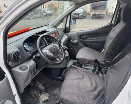 Білий Ніссан NV200, об'ємом двигуна 0 л та пробігом 122 тис. км за 8950 $, фото 13 на Automoto.ua