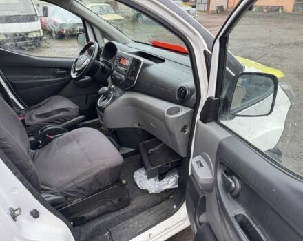 Білий Ніссан NV200, об'ємом двигуна 0 л та пробігом 122 тис. км за 8950 $, фото 16 на Automoto.ua