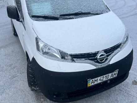 Ніссан NV200 2011 у Коростене на Automoto.ua Білий Ніссан NV200, об'ємом двигуна 1.5 л та пробігом 325 тис. км за 6250 $, фото 1 на Automoto.ua