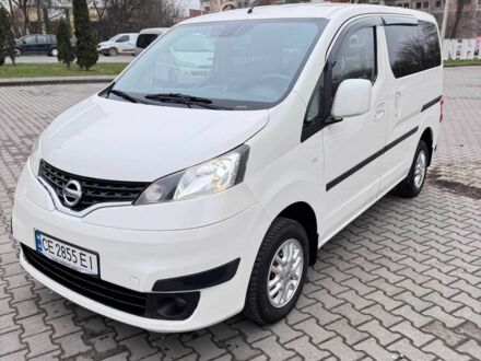 Белый Ниссан NV200, объемом двигателя 1.5 л и пробегом 210 тыс. км за 13000 $, фото 1 на Automoto.ua