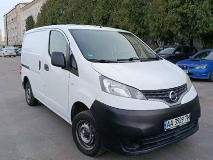 Білий Ніссан NV200, об'ємом двигуна 1.46 л та пробігом 217 тис. км за 8000 $, фото 1 на Automoto.ua