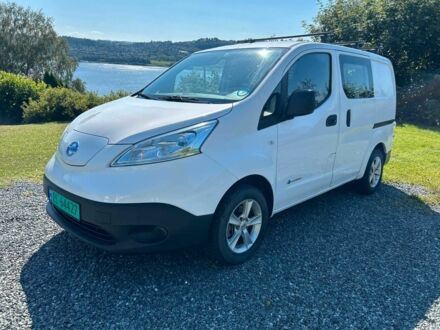 Ниссан NV200 2015 в Киеве на Automoto.ua Белый Ниссан NV200, объемом двигателя 0 л и пробегом 76 тыс. км за 8400 $, фото 1 на Automoto.ua