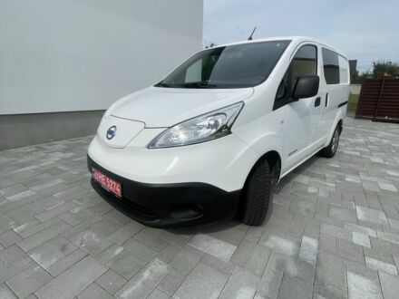 Ниссан NV200 2016 в Яворове на Automoto.ua Белый Ниссан NV200, объемом двигателя 0 л и пробегом 85 тыс. км за 7600 $, фото 1 на Automoto.ua