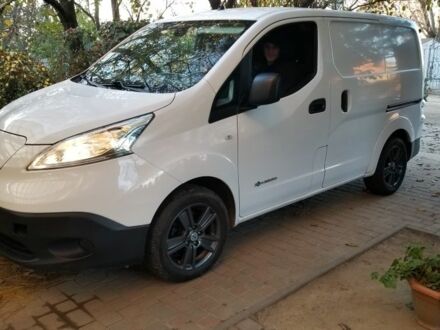 Ниссан NV200 2016 в Ужгороде на Automoto.ua Белый Ниссан NV200, объемом двигателя 0 л и пробегом 75 тыс. км за 9100 $, фото 1 на Automoto.ua