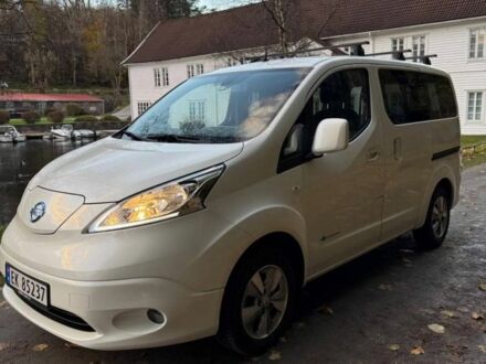 Ниссан NV200 2018 в Киеве на Automoto.ua Белый Ниссан NV200, объемом двигателя 0 л и пробегом 38 тыс. км за 14655 $, фото 1 на Automoto.ua