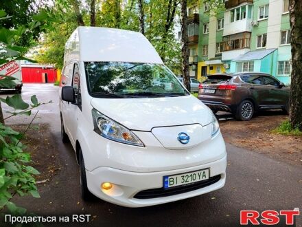 Білий Ніссан NV200, об'ємом двигуна 80 л та пробігом 23 тис. км за 15900 $, фото 1 на Automoto.ua