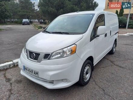 Білий Ніссан NV200, об'ємом двигуна 2 л та пробігом 125 тис. км за 12200 $, фото 1 на Automoto.ua