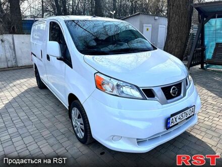 Білий Ніссан NV200, об'ємом двигуна 2 л та пробігом 11 тис. км за 14000 $, фото 1 на Automoto.ua