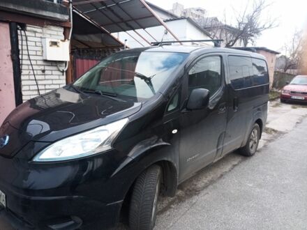 Ниссан NV200 2017 в Буче на Automoto.ua Черный Ниссан NV200, объемом двигателя 0 л и пробегом 108 тыс. км за 11000 $, фото 1 на Automoto.ua