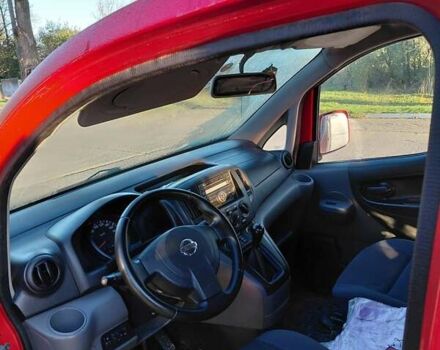 Червоний Ніссан NV200, об'ємом двигуна 1.5 л та пробігом 282 тис. км за 7300 $, фото 2 на Automoto.ua