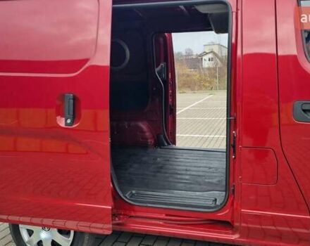 Червоний Ніссан NV200, об'ємом двигуна 2 л та пробігом 95 тис. км за 12300 $, фото 7 на Automoto.ua