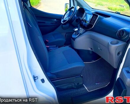 Ниссан NV200, объемом двигателя 81 л и пробегом 119 тыс. км за 15200 $, фото 7 на Automoto.ua