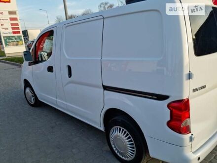 Ниссан NV200, объемом двигателя 2 л и пробегом 149 тыс. км за 12600 $, фото 1 на Automoto.ua