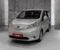 Серый Ниссан NV200, объемом двигателя 0 л и пробегом 75 тыс. км за 14400 $, фото 1 на Automoto.ua