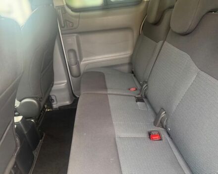 Серый Ниссан NV200, объемом двигателя 0 л и пробегом 65 тыс. км за 15409 $, фото 8 на Automoto.ua