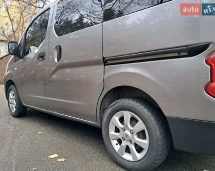 Сірий Ніссан NV200, об'ємом двигуна 1.5 л та пробігом 198 тис. км за 9700 $, фото 1 на Automoto.ua