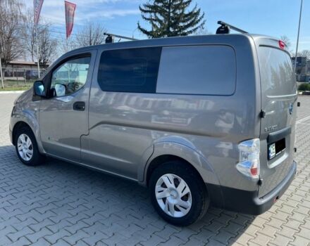 Сірий Ніссан NV200, об'ємом двигуна 0 л та пробігом 70 тис. км за 12900 $, фото 5 на Automoto.ua