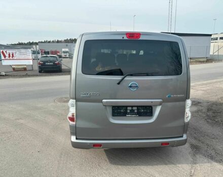 Серый Ниссан NV200, объемом двигателя 0 л и пробегом 90 тыс. км за 14000 $, фото 14 на Automoto.ua