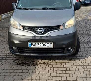Сірий Ніссан NV200, об'ємом двигуна 1.46 л та пробігом 260 тис. км за 9000 $, фото 1 на Automoto.ua