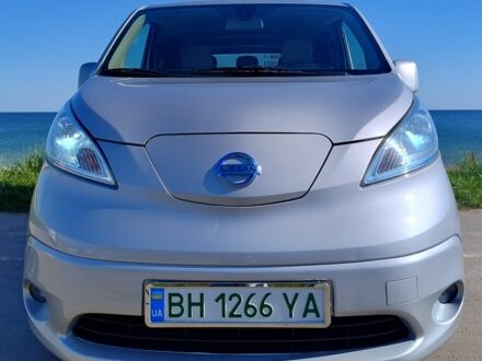 Ниссан NV200 2014 в Одессе на Automoto.ua Серый Ниссан NV200, объемом двигателя 0 л и пробегом 195 тыс. км за 11000 $, фото 1 на Automoto.ua