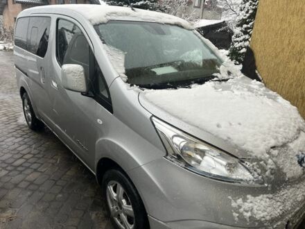 Сірий Ніссан NV200, об'ємом двигуна 0 л та пробігом 161 тис. км за 7900 $, фото 1 на Automoto.ua