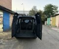 Синий Ниссан NV200, объемом двигателя 2 л и пробегом 184 тыс. км за 11000 $, фото 2 на Automoto.ua