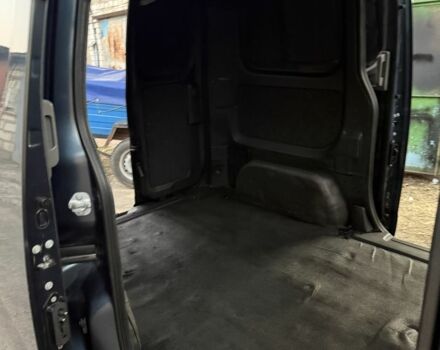 Синий Ниссан NV200, объемом двигателя 2 л и пробегом 184 тыс. км за 11000 $, фото 22 на Automoto.ua