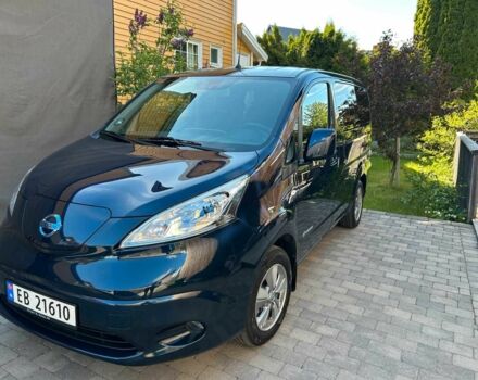 Синій Ніссан NV200, об'ємом двигуна 0 л та пробігом 106 тис. км за 13750 $, фото 3 на Automoto.ua