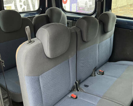 Синий Ниссан NV200, объемом двигателя 1.6 л и пробегом 274 тыс. км за 8700 $, фото 18 на Automoto.ua