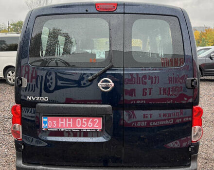 Синий Ниссан NV200, объемом двигателя 1.6 л и пробегом 274 тыс. км за 8700 $, фото 4 на Automoto.ua