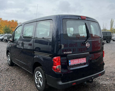 Синий Ниссан NV200, объемом двигателя 1.6 л и пробегом 274 тыс. км за 8700 $, фото 5 на Automoto.ua