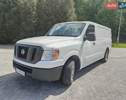 Белый Ниссан NV2500, объемом двигателя 4 л и пробегом 112 тыс. км за 15500 $, фото 1 на Automoto.ua