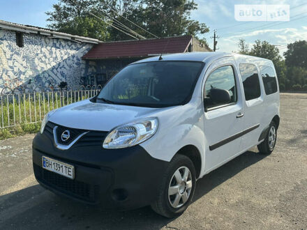 Білий Ніссан NV2500, об'ємом двигуна 1.46 л та пробігом 46 тис. км за 12500 $, фото 1 на Automoto.ua