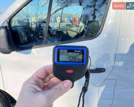 Білий Ніссан NV300, об'ємом двигуна 1.6 л та пробігом 185 тис. км за 16500 $, фото 17 на Automoto.ua