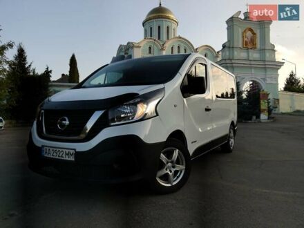 Белый Ниссан NV300, объемом двигателя 1.6 л и пробегом 289 тыс. км за 14100 $, фото 1 на Automoto.ua
