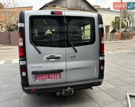 Сірий Ніссан NV300, об'ємом двигуна 2 л та пробігом 203 тис. км за 23900 $, фото 5 на Automoto.ua