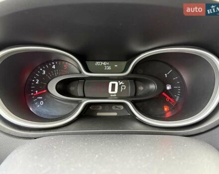 Сірий Ніссан NV300, об'ємом двигуна 2 л та пробігом 203 тис. км за 23900 $, фото 10 на Automoto.ua