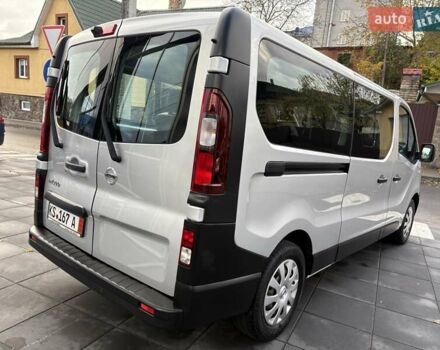 Сірий Ніссан NV300, об'ємом двигуна 2 л та пробігом 207 тис. км за 25500 $, фото 5 на Automoto.ua